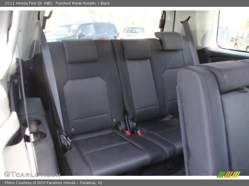 Polished Metal Metallic / Black 2011 Honda Pilot EX 4WD