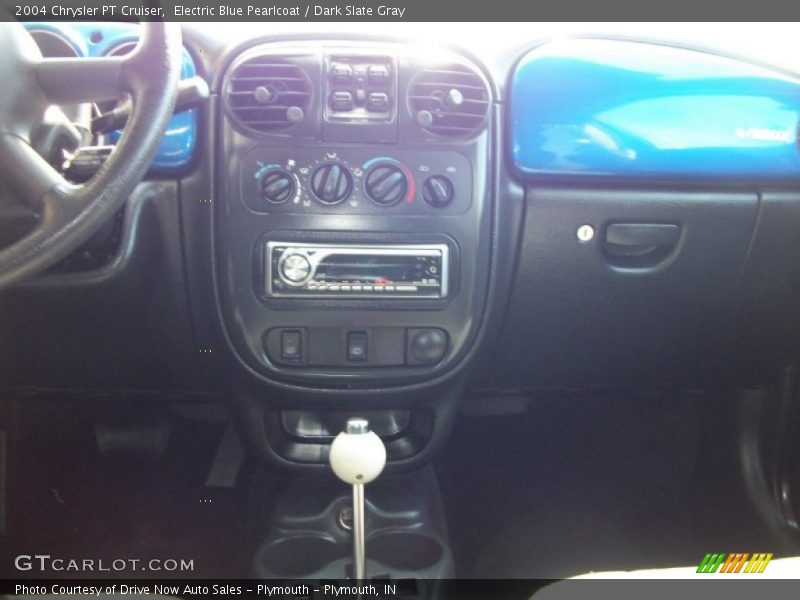 Electric Blue Pearlcoat / Dark Slate Gray 2004 Chrysler PT Cruiser