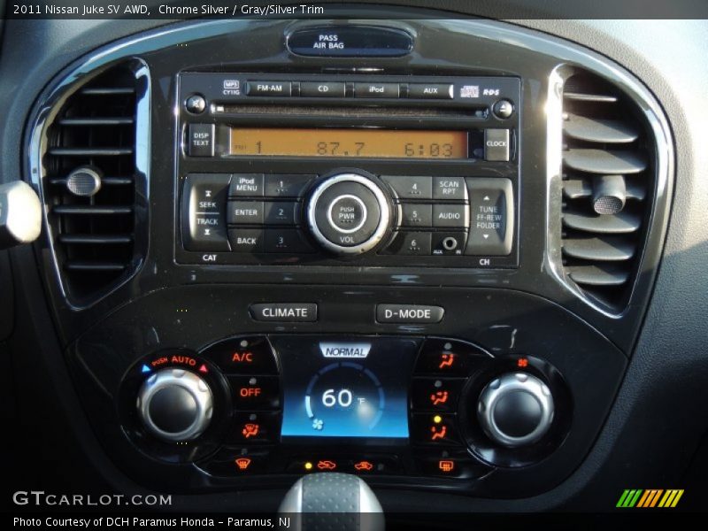 Chrome Silver / Gray/Silver Trim 2011 Nissan Juke SV AWD