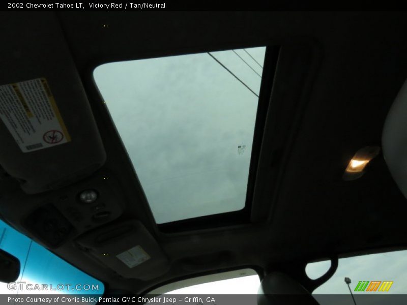 Victory Red / Tan/Neutral 2002 Chevrolet Tahoe LT
