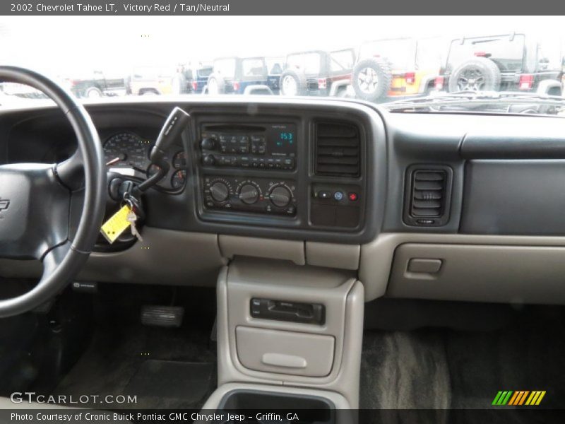 Victory Red / Tan/Neutral 2002 Chevrolet Tahoe LT