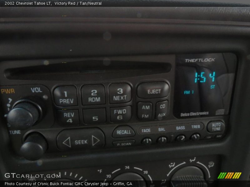Victory Red / Tan/Neutral 2002 Chevrolet Tahoe LT