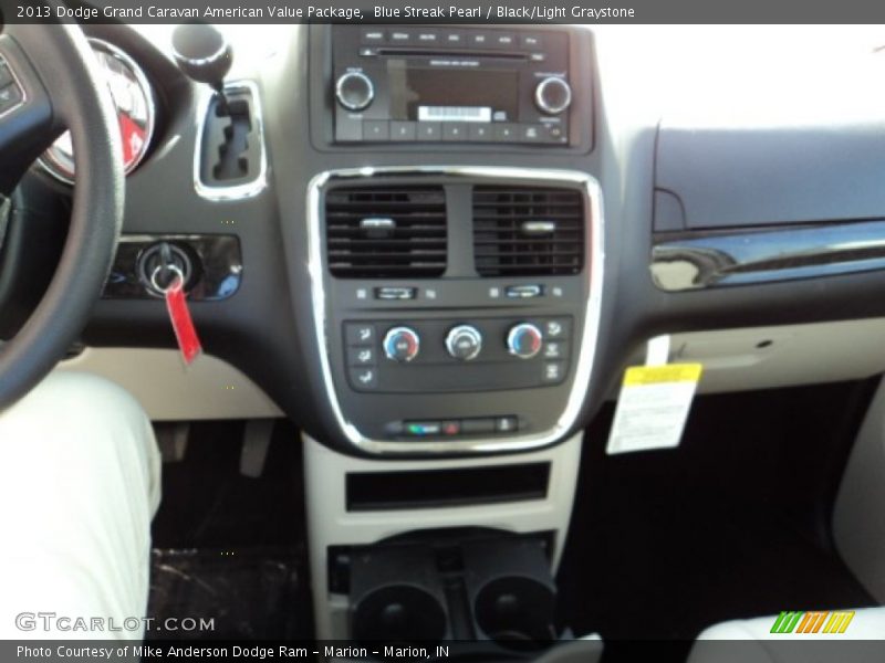 Blue Streak Pearl / Black/Light Graystone 2013 Dodge Grand Caravan American Value Package