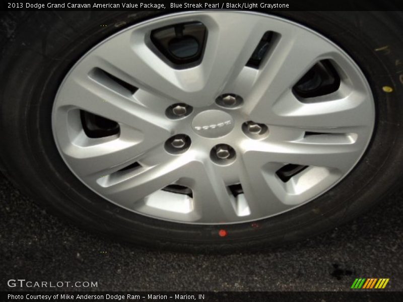 Blue Streak Pearl / Black/Light Graystone 2013 Dodge Grand Caravan American Value Package