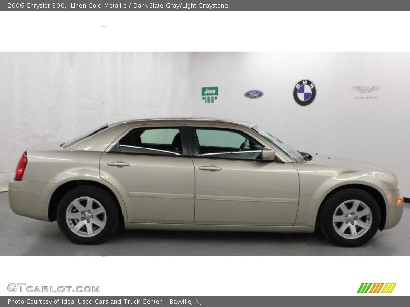 Linen Gold Metallic / Dark Slate Gray/Light Graystone 2006 Chrysler 300