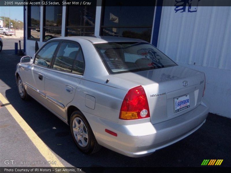 Silver Mist / Gray 2005 Hyundai Accent GLS Sedan