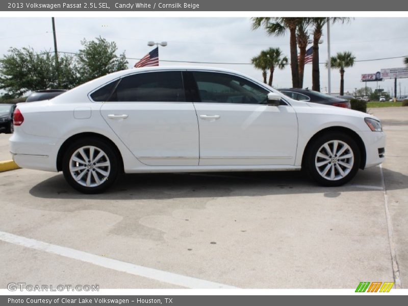 Candy White / Cornsilk Beige 2013 Volkswagen Passat 2.5L SEL