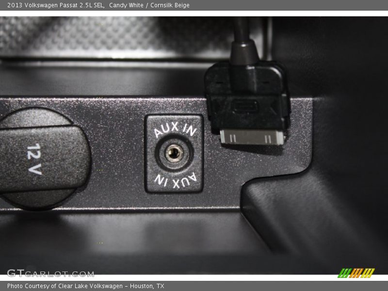 Candy White / Cornsilk Beige 2013 Volkswagen Passat 2.5L SEL