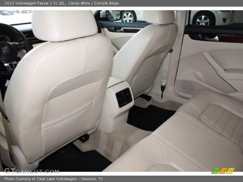 Candy White / Cornsilk Beige 2013 Volkswagen Passat 2.5L SEL