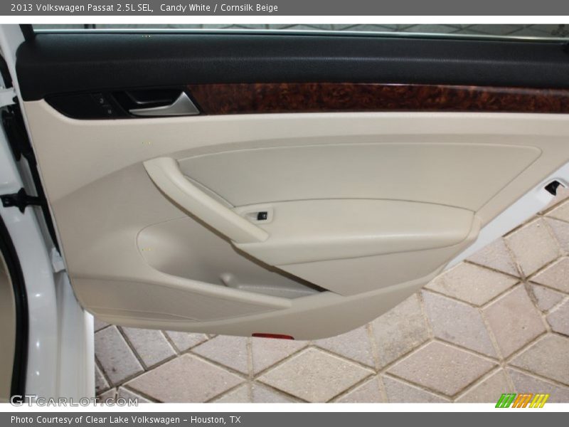 Candy White / Cornsilk Beige 2013 Volkswagen Passat 2.5L SEL