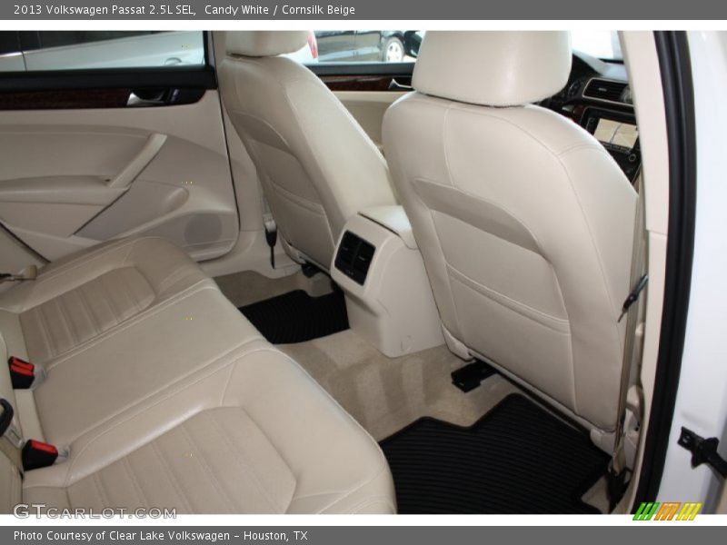 Candy White / Cornsilk Beige 2013 Volkswagen Passat 2.5L SEL