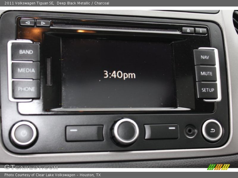 Deep Black Metallic / Charcoal 2011 Volkswagen Tiguan SE