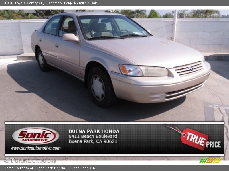 Cashmere Beige Metallic / Oak 1998 Toyota Camry CE
