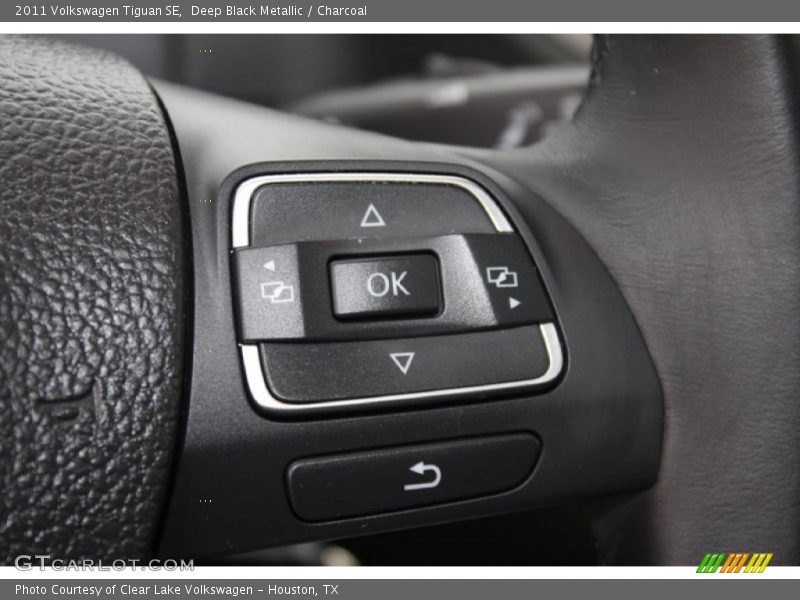 Deep Black Metallic / Charcoal 2011 Volkswagen Tiguan SE