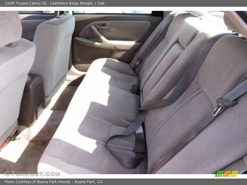 Cashmere Beige Metallic / Oak 1998 Toyota Camry CE
