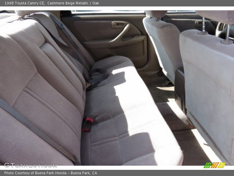 Cashmere Beige Metallic / Oak 1998 Toyota Camry CE