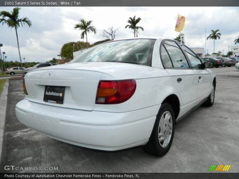 White / Tan 2001 Saturn S Series SL Sedan