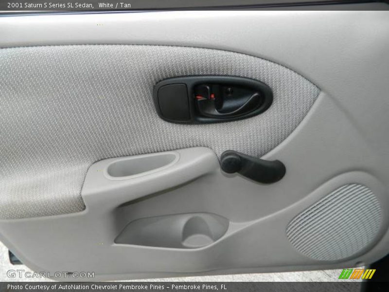 White / Tan 2001 Saturn S Series SL Sedan
