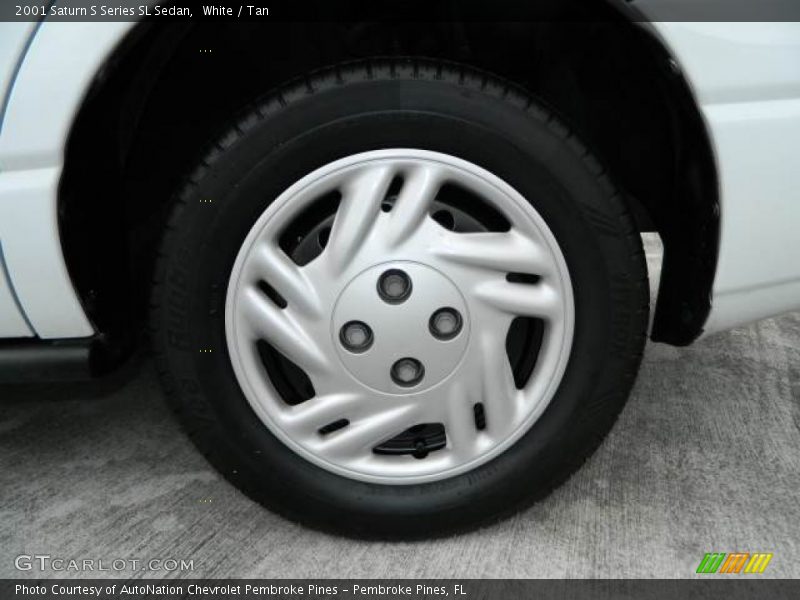 White / Tan 2001 Saturn S Series SL Sedan
