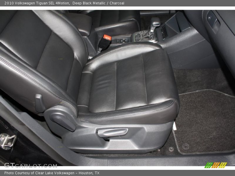Deep Black Metallic / Charcoal 2010 Volkswagen Tiguan SEL 4Motion