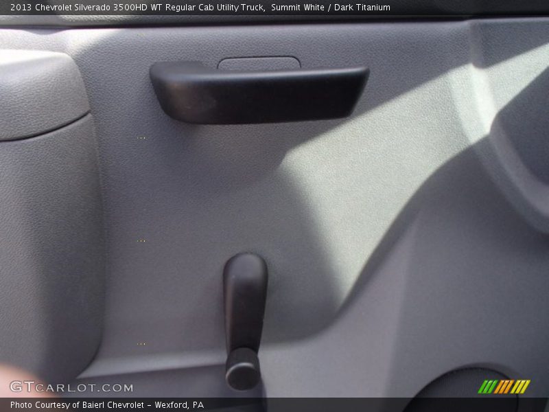 Summit White / Dark Titanium 2013 Chevrolet Silverado 3500HD WT Regular Cab Utility Truck