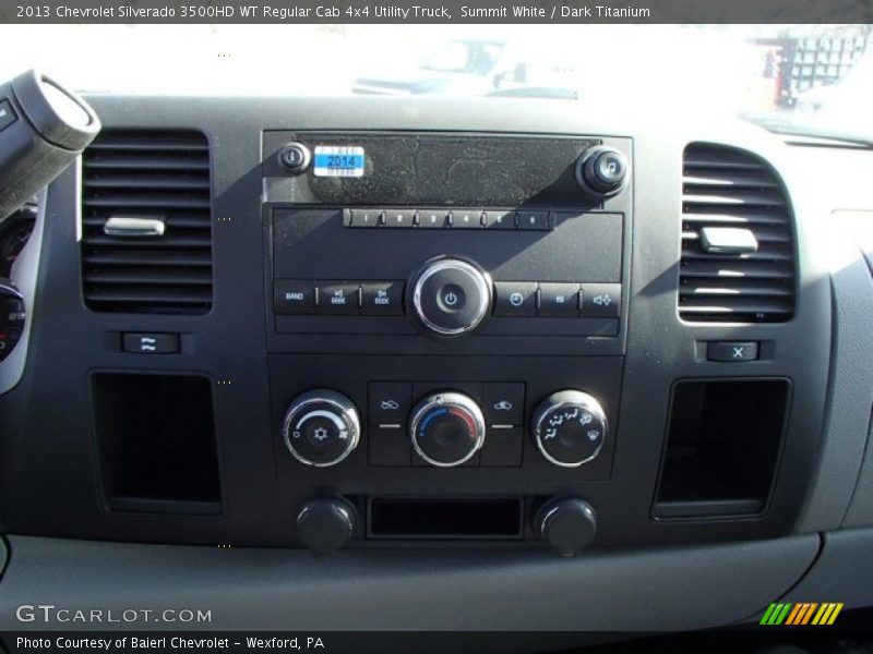 Summit White / Dark Titanium 2013 Chevrolet Silverado 3500HD WT Regular Cab 4x4 Utility Truck
