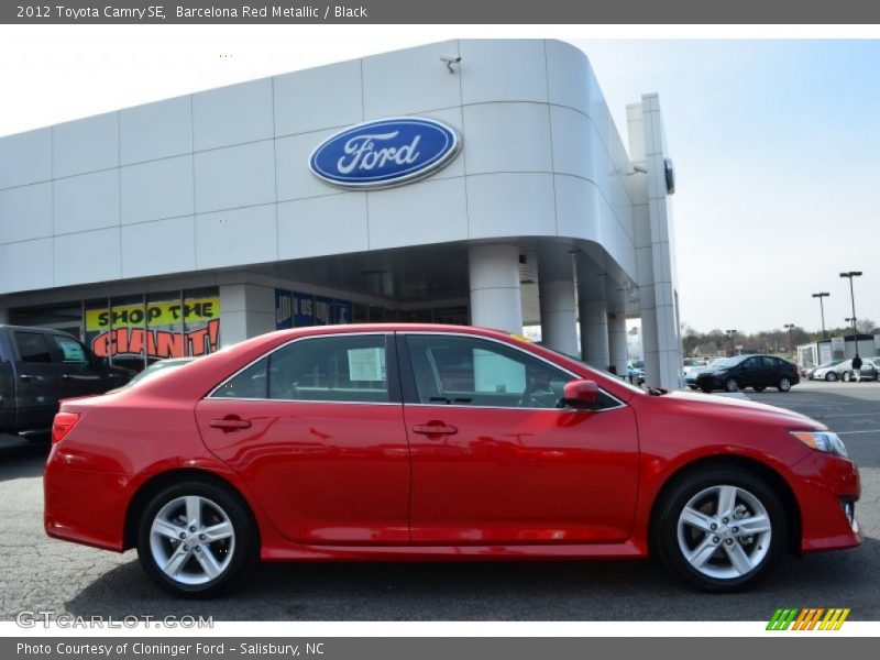 Barcelona Red Metallic / Black 2012 Toyota Camry SE