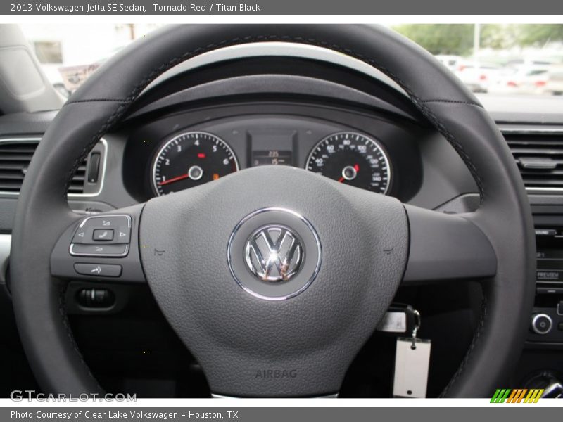 Tornado Red / Titan Black 2013 Volkswagen Jetta SE Sedan