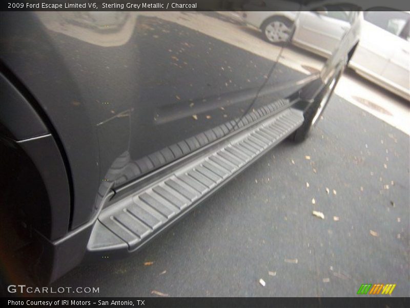 Sterling Grey Metallic / Charcoal 2009 Ford Escape Limited V6