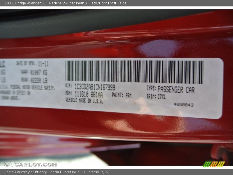 Redline 2-Coat Pearl / Black/Light Frost Beige 2012 Dodge Avenger SE