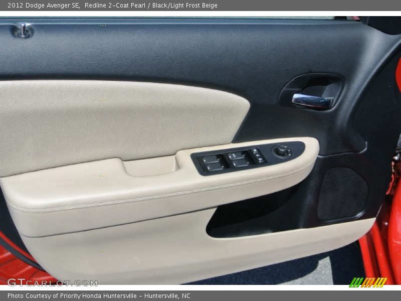 Redline 2-Coat Pearl / Black/Light Frost Beige 2012 Dodge Avenger SE