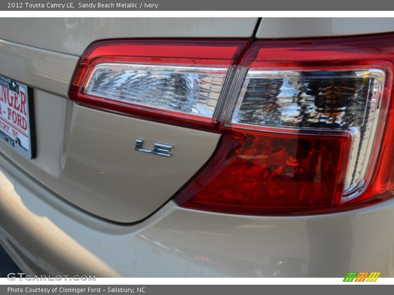 Sandy Beach Metallic / Ivory 2012 Toyota Camry LE