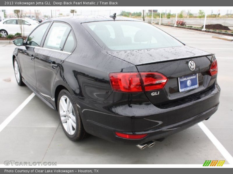 Deep Black Pearl Metallic / Titan Black 2013 Volkswagen Jetta GLI