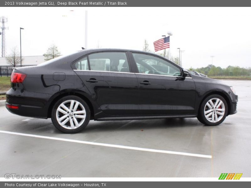 Deep Black Pearl Metallic / Titan Black 2013 Volkswagen Jetta GLI