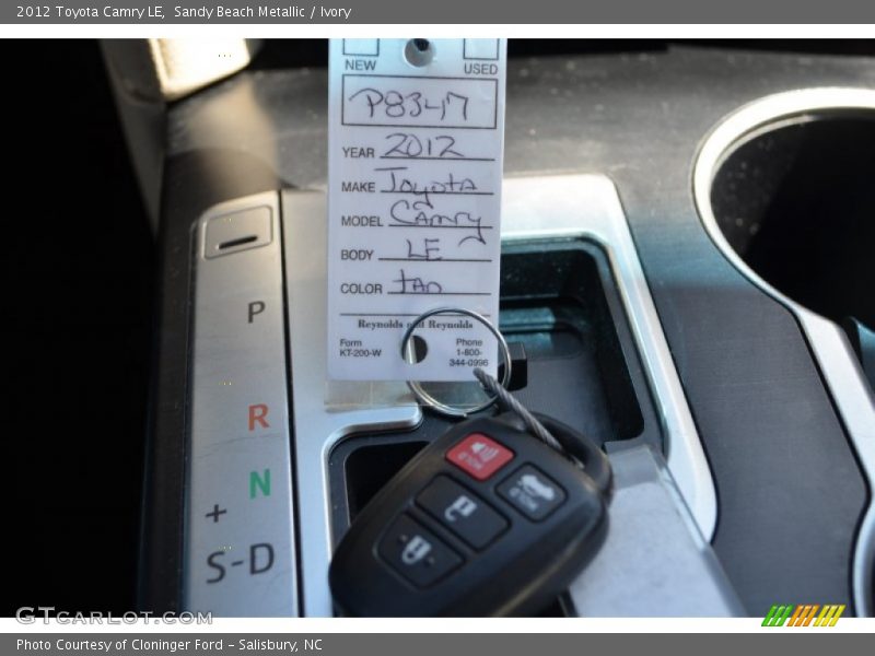 Sandy Beach Metallic / Ivory 2012 Toyota Camry LE