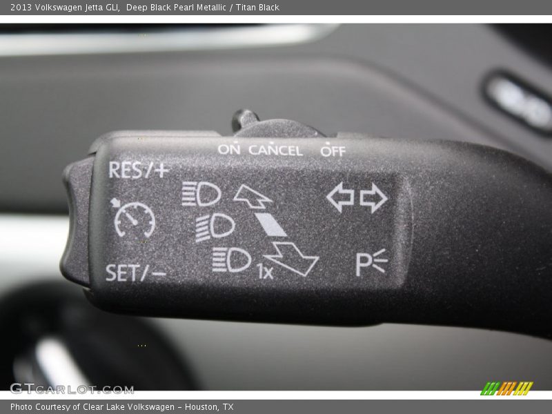 Controls of 2013 Jetta GLI