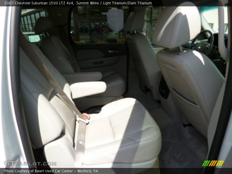 Summit White / Light Titanium/Dark Titanium 2007 Chevrolet Suburban 1500 LTZ 4x4