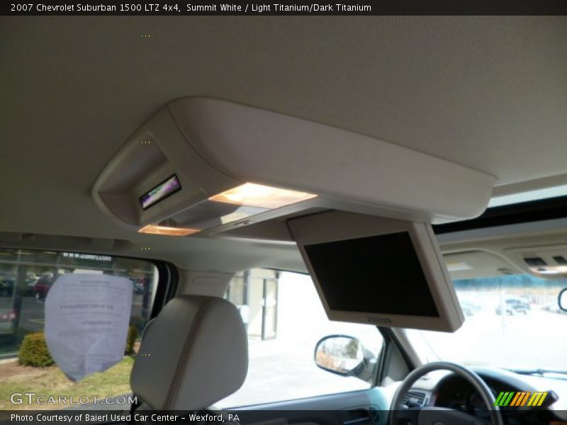 Summit White / Light Titanium/Dark Titanium 2007 Chevrolet Suburban 1500 LTZ 4x4