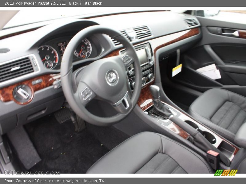 Black / Titan Black 2013 Volkswagen Passat 2.5L SEL