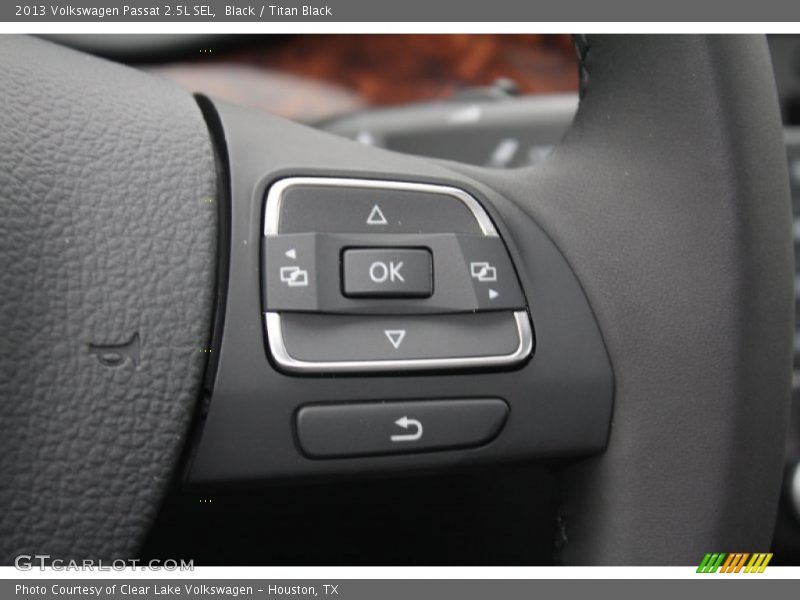 Black / Titan Black 2013 Volkswagen Passat 2.5L SEL