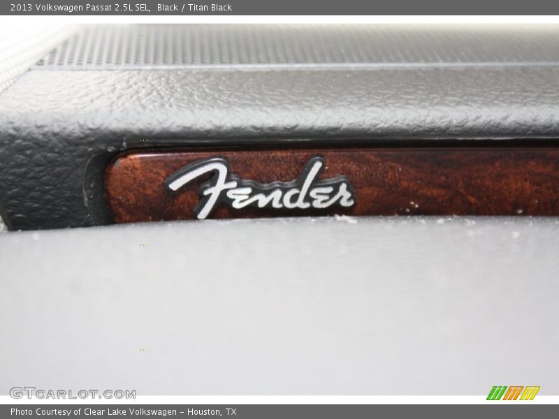 Black / Titan Black 2013 Volkswagen Passat 2.5L SEL