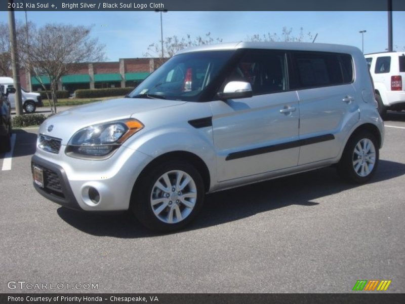 Bright Silver / Black Soul Logo Cloth 2012 Kia Soul +