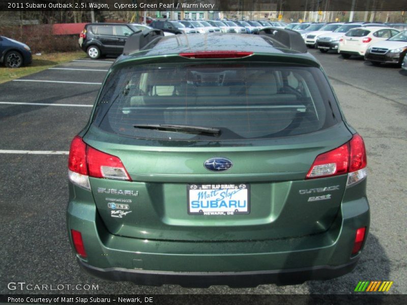 Cypress Green Pearl / Warm Ivory 2011 Subaru Outback 2.5i Wagon
