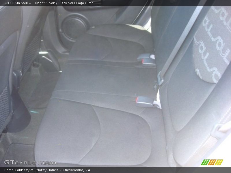 Bright Silver / Black Soul Logo Cloth 2012 Kia Soul +