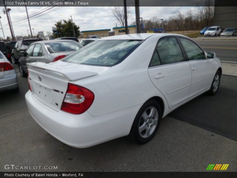 Super White / Taupe 2002 Toyota Camry SE V6