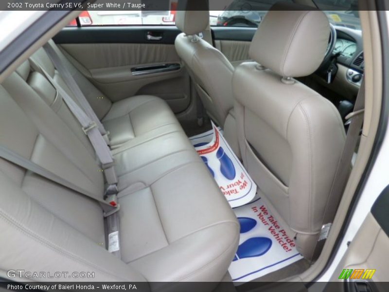 Super White / Taupe 2002 Toyota Camry SE V6