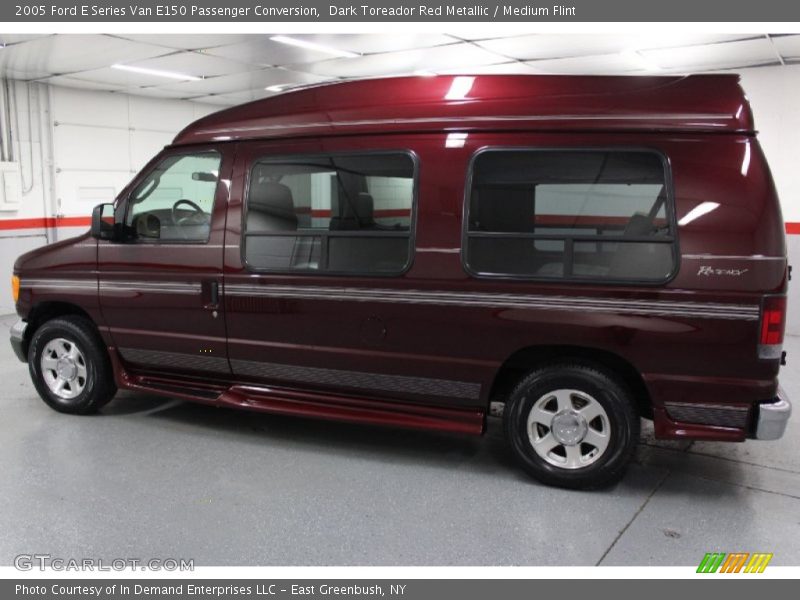 Dark Toreador Red Metallic / Medium Flint 2005 Ford E Series Van E150 Passenger Conversion
