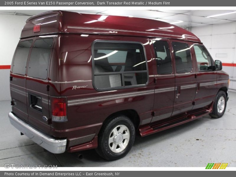 Dark Toreador Red Metallic / Medium Flint 2005 Ford E Series Van E150 Passenger Conversion