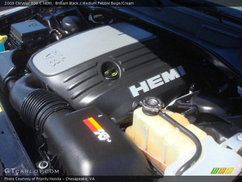 Brilliant Black / Medium Pebble Beige/Cream 2009 Chrysler 300 C HEMI