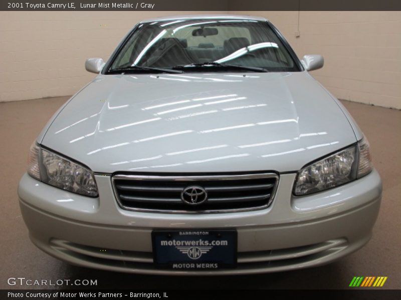 Lunar Mist Metallic / Gray 2001 Toyota Camry LE